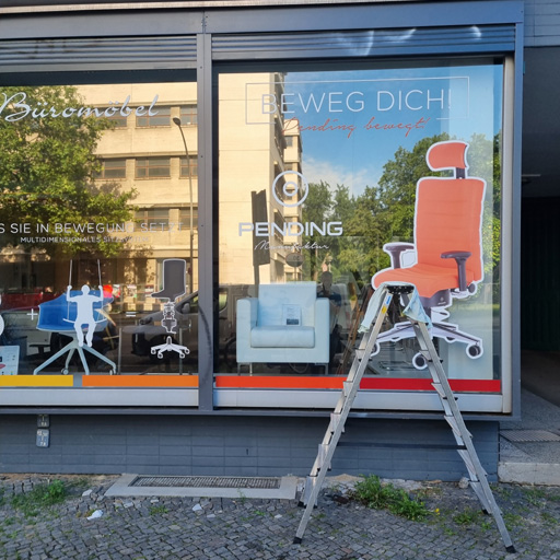 Schaufensterreinigung in Berlin: Wir entfernen auch Werbebeschriftungen