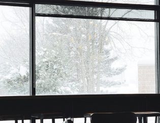 Fenster putzen im Winter: 3 Tipps vom Profi